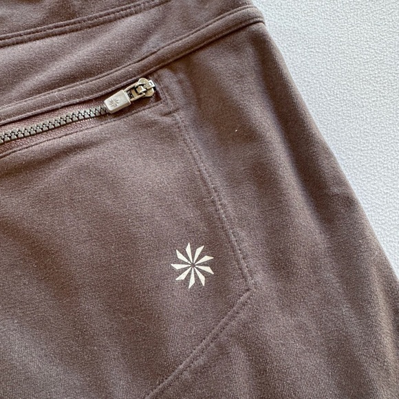 Athleta Mini Skirt/Skort with pockets size M - Picture 3 of 5